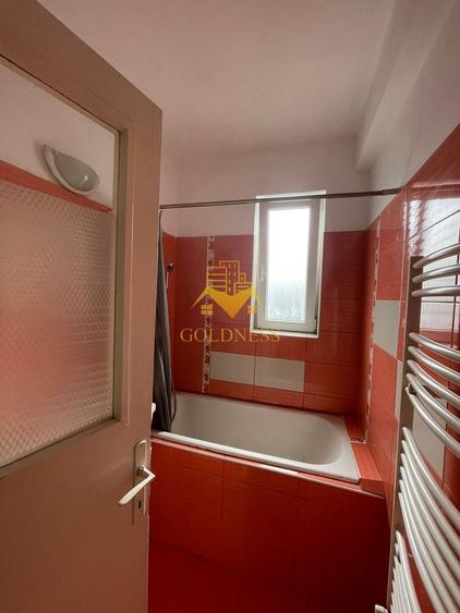 Apartament cu 2 camere decomandat în Ultracentral