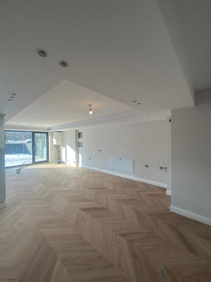 Duplex cu 4 camere cu Canalizare în Sisești