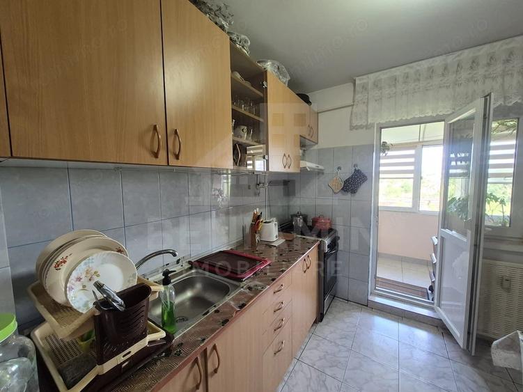 Apartament cu 2 camere decomandat în Cornitoiu