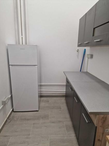 Spațiu comercial, de 140 mp, în P-ța Unirii