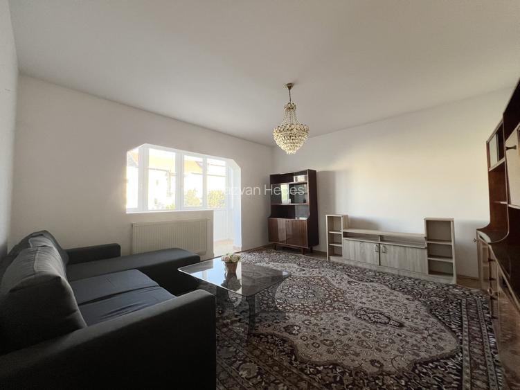 Apartament 4 camere, 78 mp utili, etaj 3, decomandat - Girocului