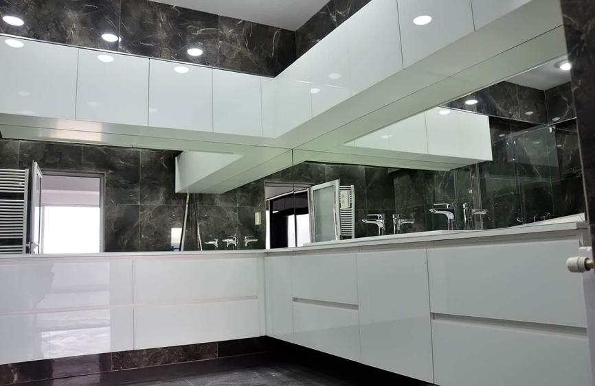 Penthouse cu 3 camere decomandat în Hipodrom 3