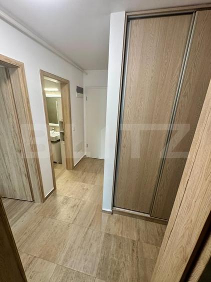 Apartament cu 2 camere decomandat, mobilat în Tractorul