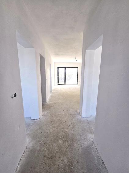 Casă cu 4 camere cu Teren 465 Mp în Odoreu