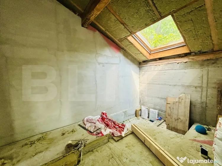 Casă cu 4 camere cu Teren 311 Mp în Lunei
