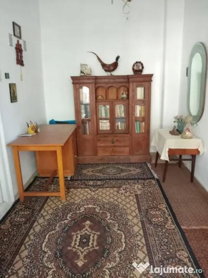 Casa de vanzare3 dormitoare, 2 livinguri,ideala ?i pe - 7