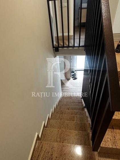 Casă individuală cu 4 camere cu Piscina în Exterior Sud