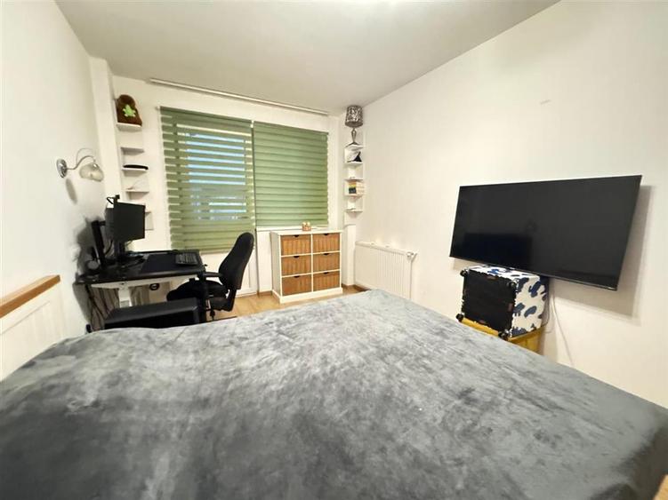 Apartament cu 2 camere semidecomandat, mobilat în Exterior Sud