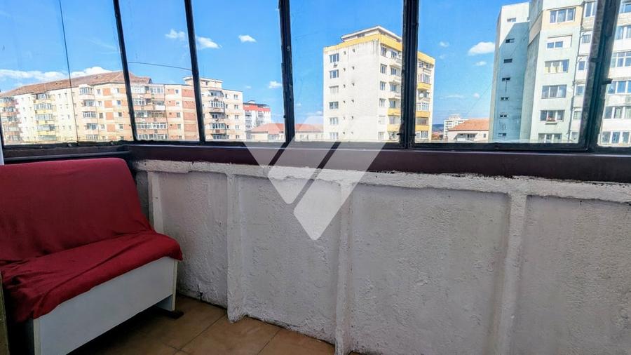 Apartament cu 2 camere decomandat, mobilat în Mihai Viteazul