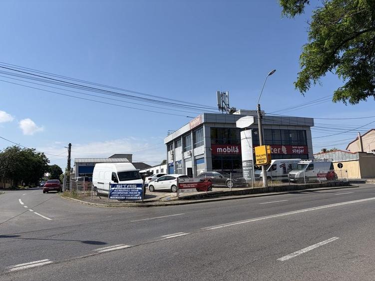 Spațiu comercial, de 500 mp, în Central