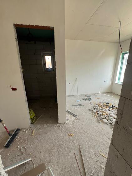 Casă cu 3 camere cu Teren 300 Mp în Agigea
