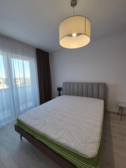 Apartament cu 3 camere decomandat în Aradului