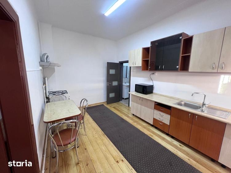 Apartament de inchiriat-in zona foarte buna - 6