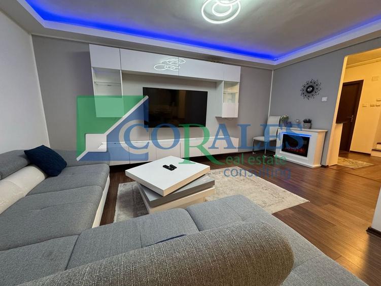 Apartament cu 4 camere decomandat, mobilat în Fabric