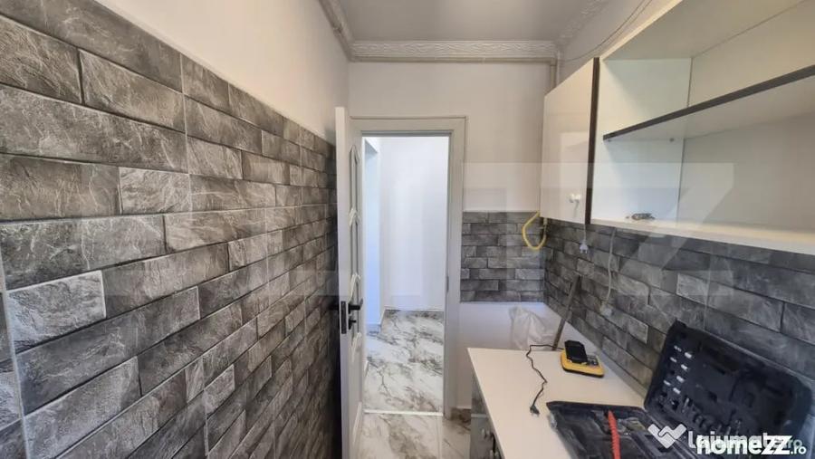 Apartament cu 2 camere semidecomandat în Solidarității