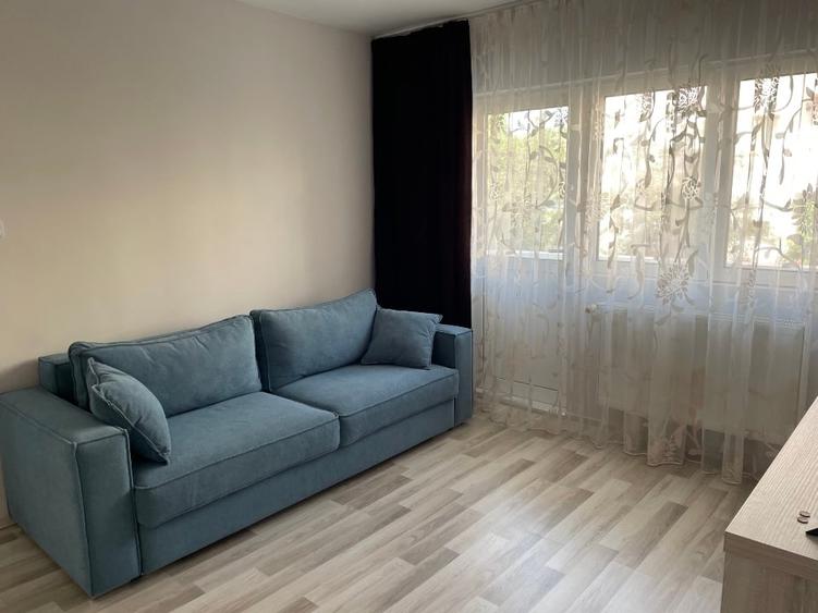 Apartament cu 2 camere decomandat, mobilat în Dumbrava 2
