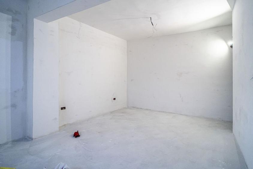 Apartament cu 2 camere decomandat în Păcii