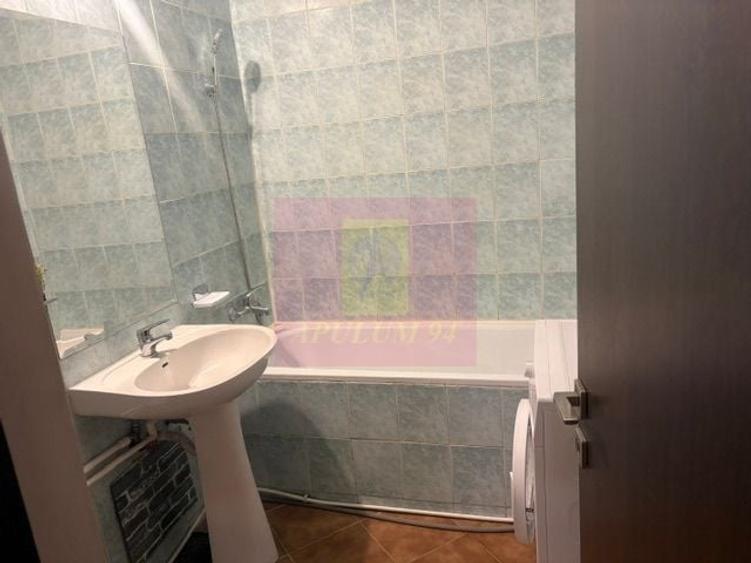Apartament cu 2 camere semidecomandat în Decebal