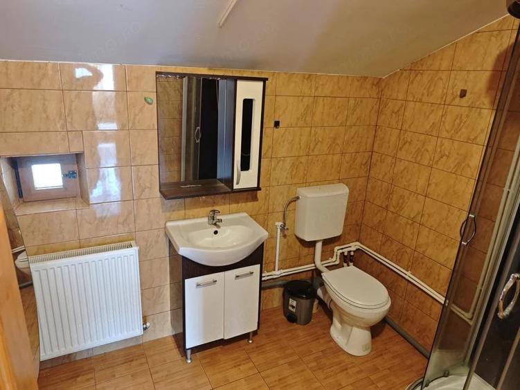 Casă cu Teren 400 Mp în Central