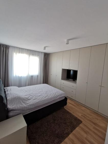 Apartament cu 2 camere decomandat în Aradului