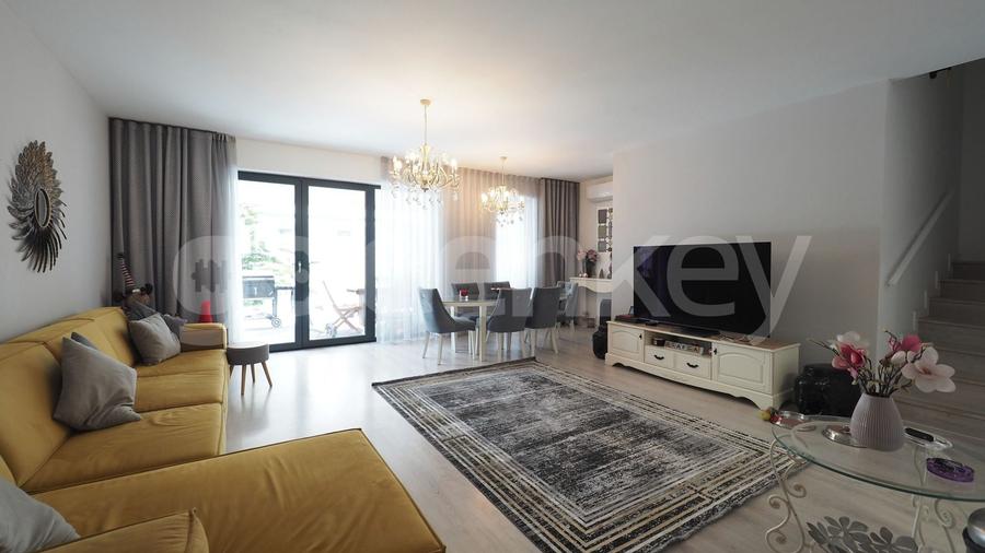Duplex cu 5 camere cu Canalizare în Pipera