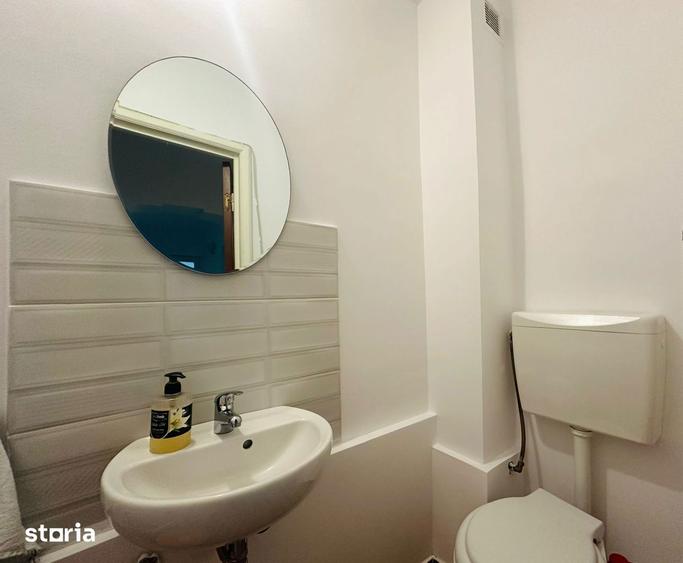 Apartament cu 3 camere semidecomandat în Cișmigiu