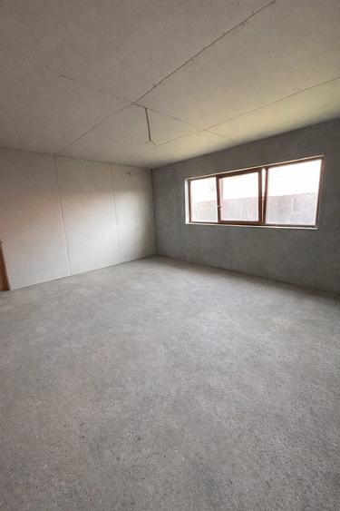 Casă cu 3 camere cu Teren 2875 Mp în Bethausen