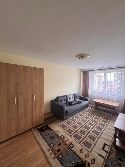 Apartament cu 2 camere decomandat în Exterior Vest