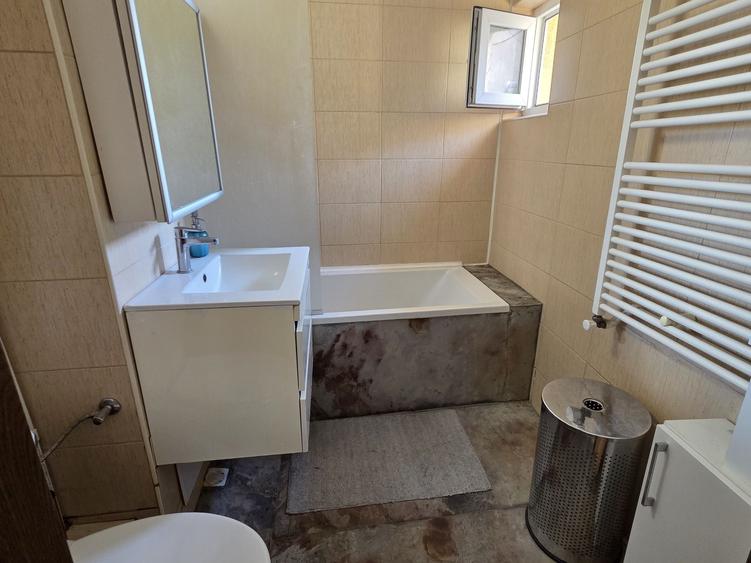 Propietar inchiriez apartament 3 camere decomandat cu vedere panoramica la Lacul si Parcul Plumbuita - 3
