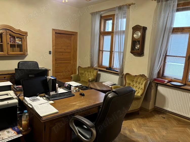 Apartament cu 2 camere semidecomandat în Centrul Istoric