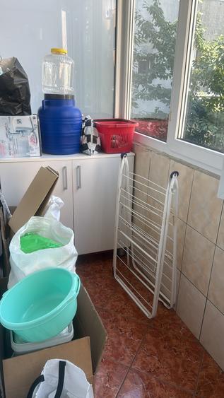 Apartament cu 3 camere decomandat în Alexandru Obregia