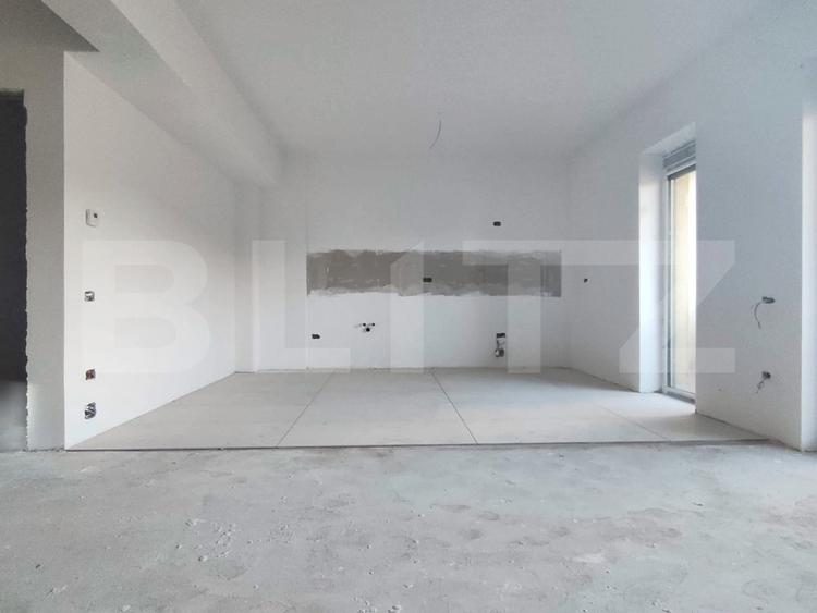Apartament cu 3 camere decomandat în Ultracentral