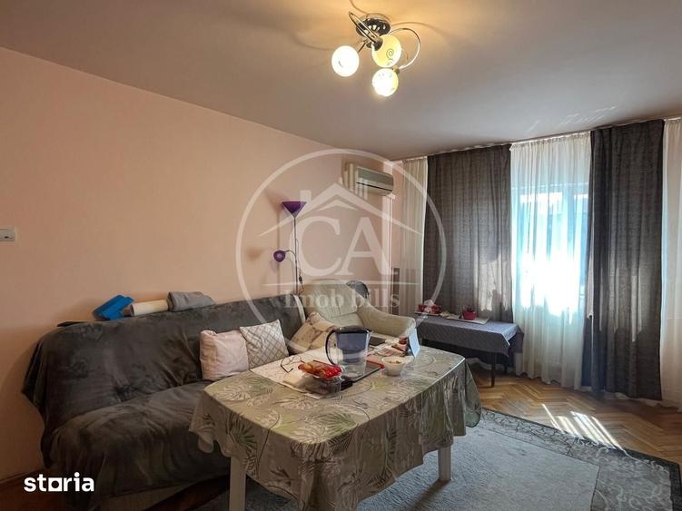 Apartament cu 3 camere decomandat în Orașul Nou