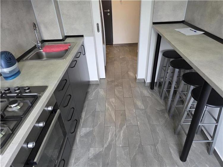 Apartament cu 2 camere semidecomandat în Chibrit