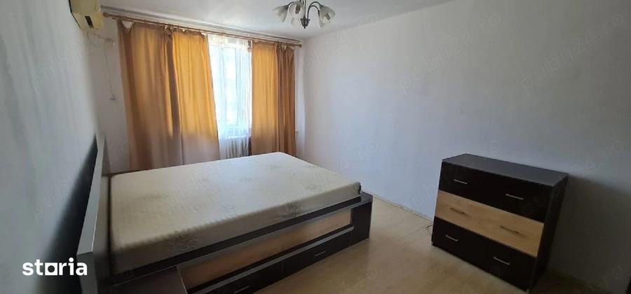 Apartament cu 3 camere semidecomandat în Sălăjan