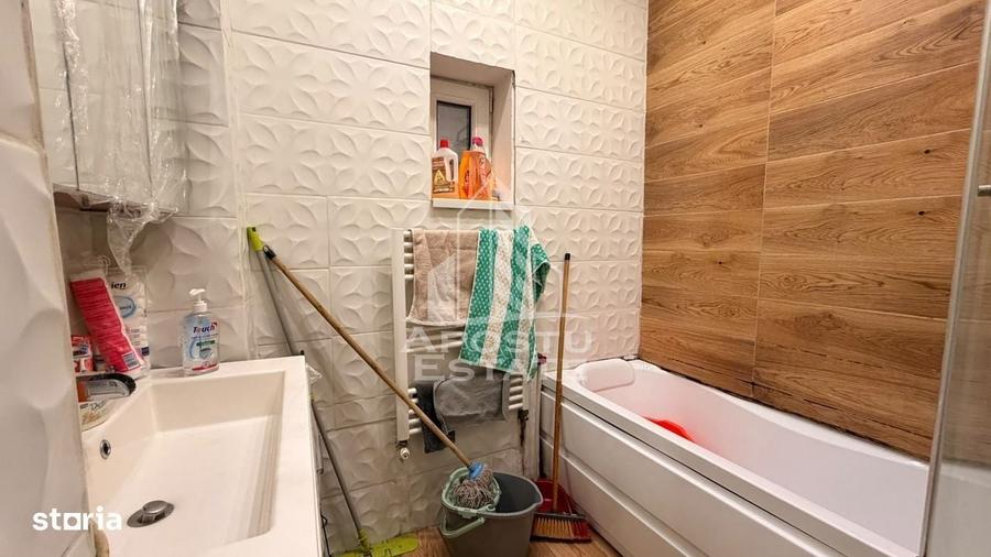 Apartament cu 3 camere în Traian
