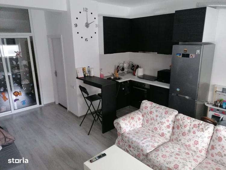 Apartament în Apărătorii Patriei
