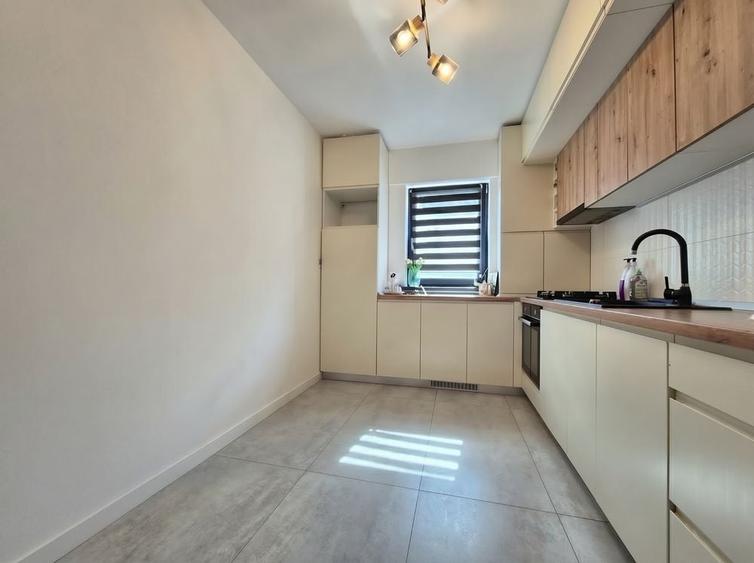 Apartament cu 2 camere decomandat în Rediu