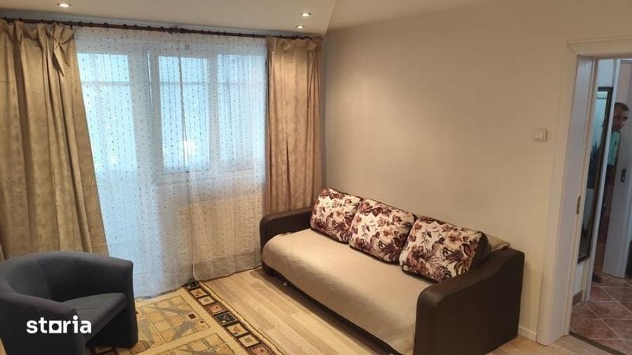 Apartament cu 2 camere semidecomandat în Calea București