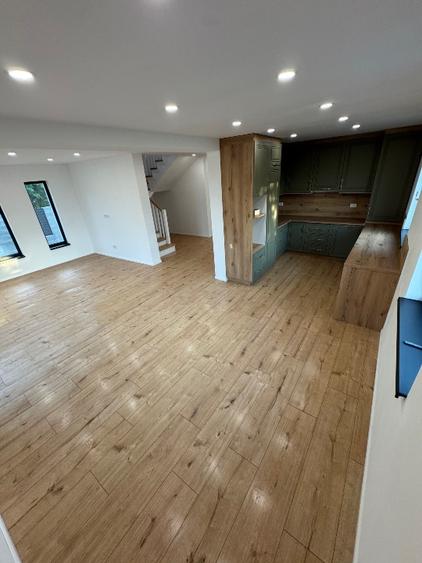 Casă individuală cu 4 camere cu Teren 490 Mp în Săcueni