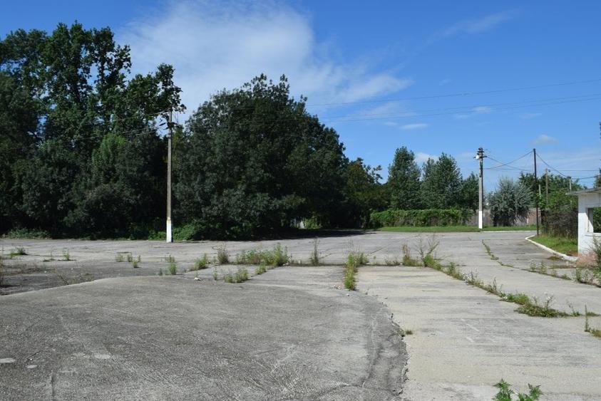 Spațiu industrial, de 50,500 mp, în Central