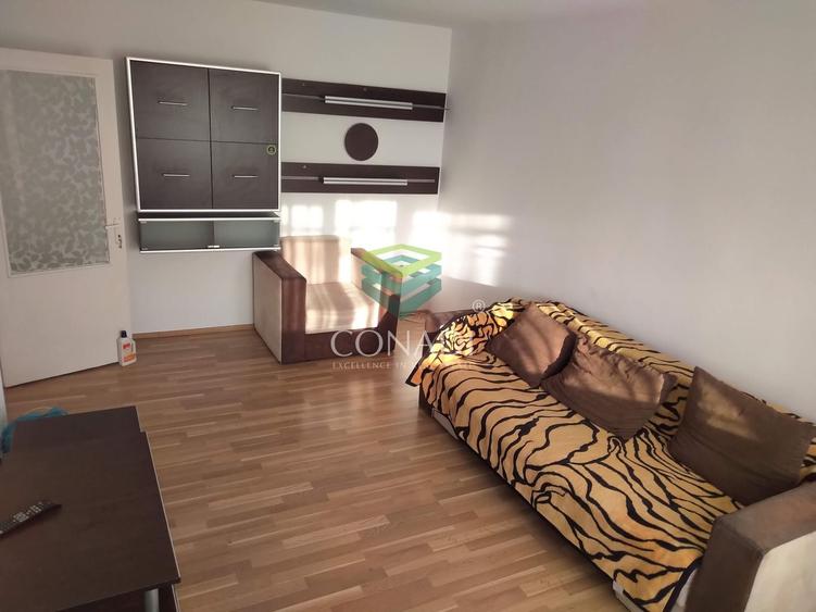 Apartament cu 3 camere decomandat, mobilat în Drumul Taberei