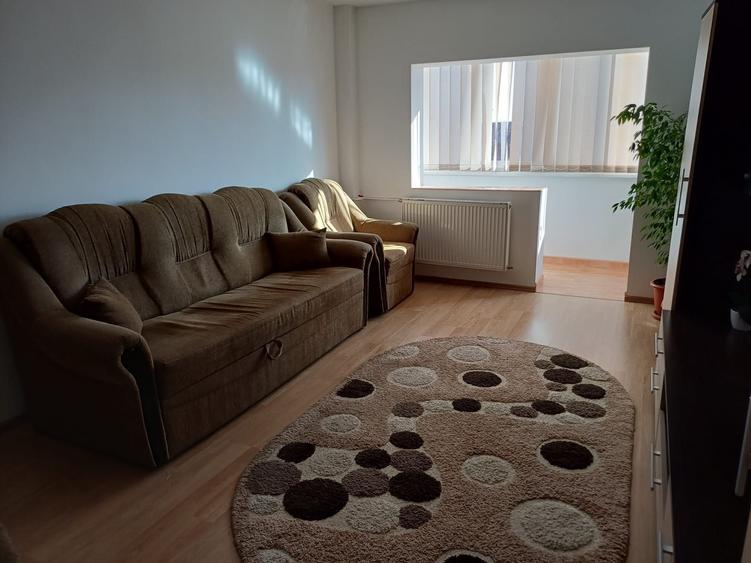 Apartament cu 2 camere decomandat în Aradului