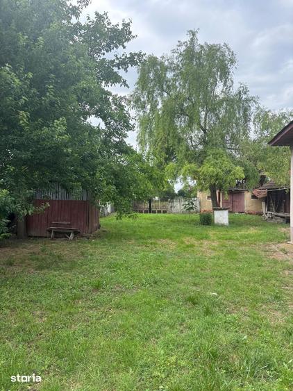 Casă cu 3 camere cu Teren 2775 Mp în Cornățelu