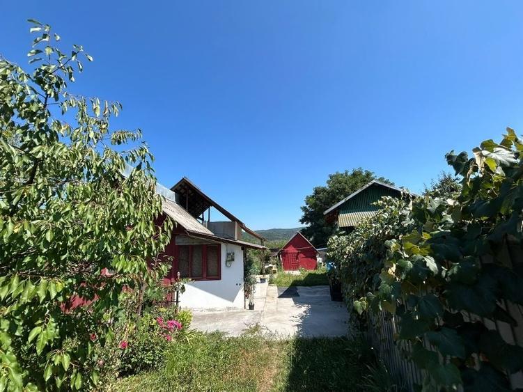 Casă cu 2 camere în Lacurile