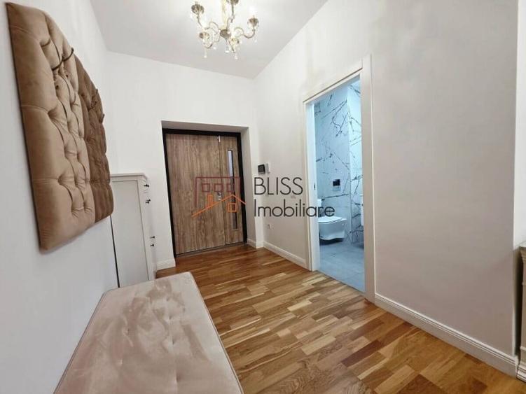 Casă cu 5 camere cu Garaj în Pipera