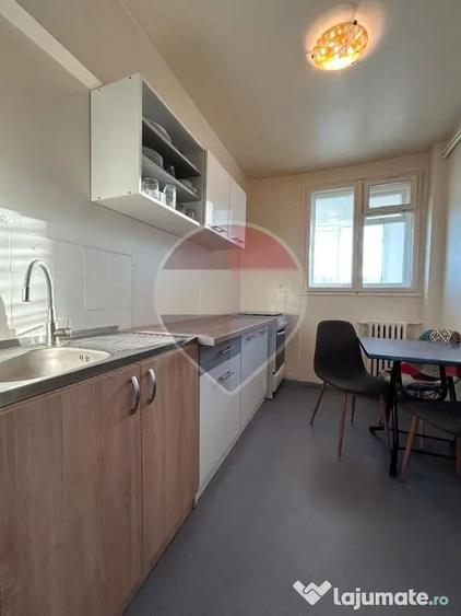 Apartament cu 2 camere semidecomandat în Muncii