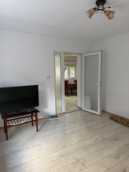 Apartament cu 3 camere semidecomandat în Freidorf