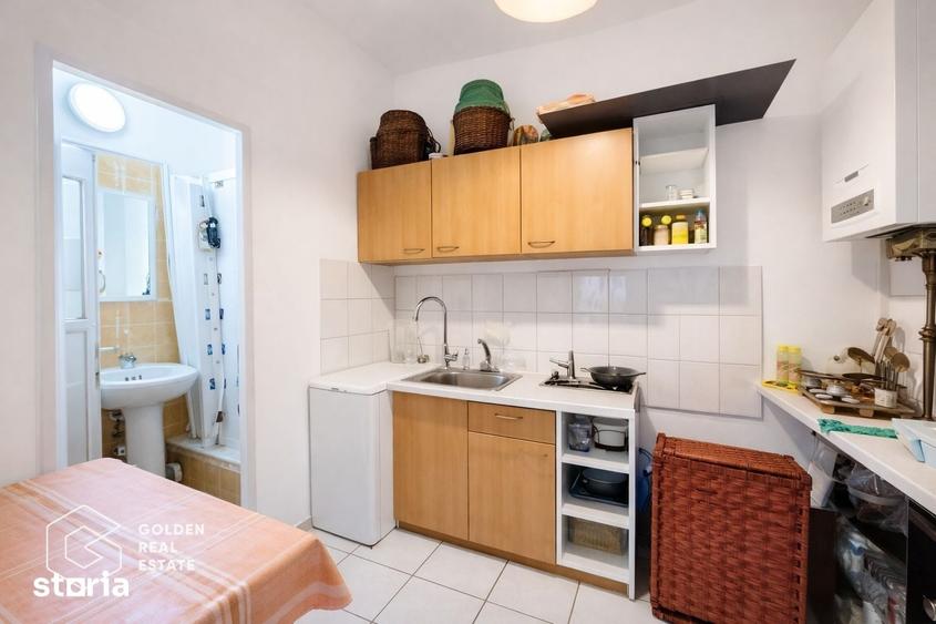 Casa individuala cu 2 apartamente de vanzare, langa Hotel Ambasador - 6