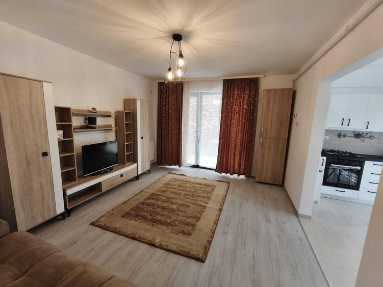 Garsonieră decomandată în Bucium